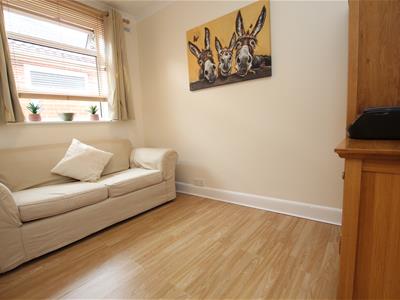 Bedroom 4 (Ground Floor)